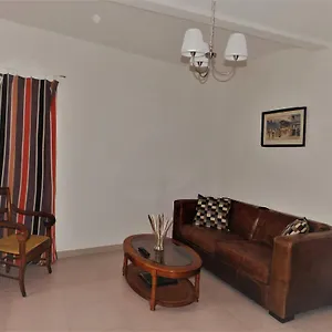 https://la-maison-jules-goux.hotels-rhonealpes.com