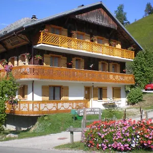 https://chambre-dhote-la-petite-bergerie.hotels-rhonealpes.com