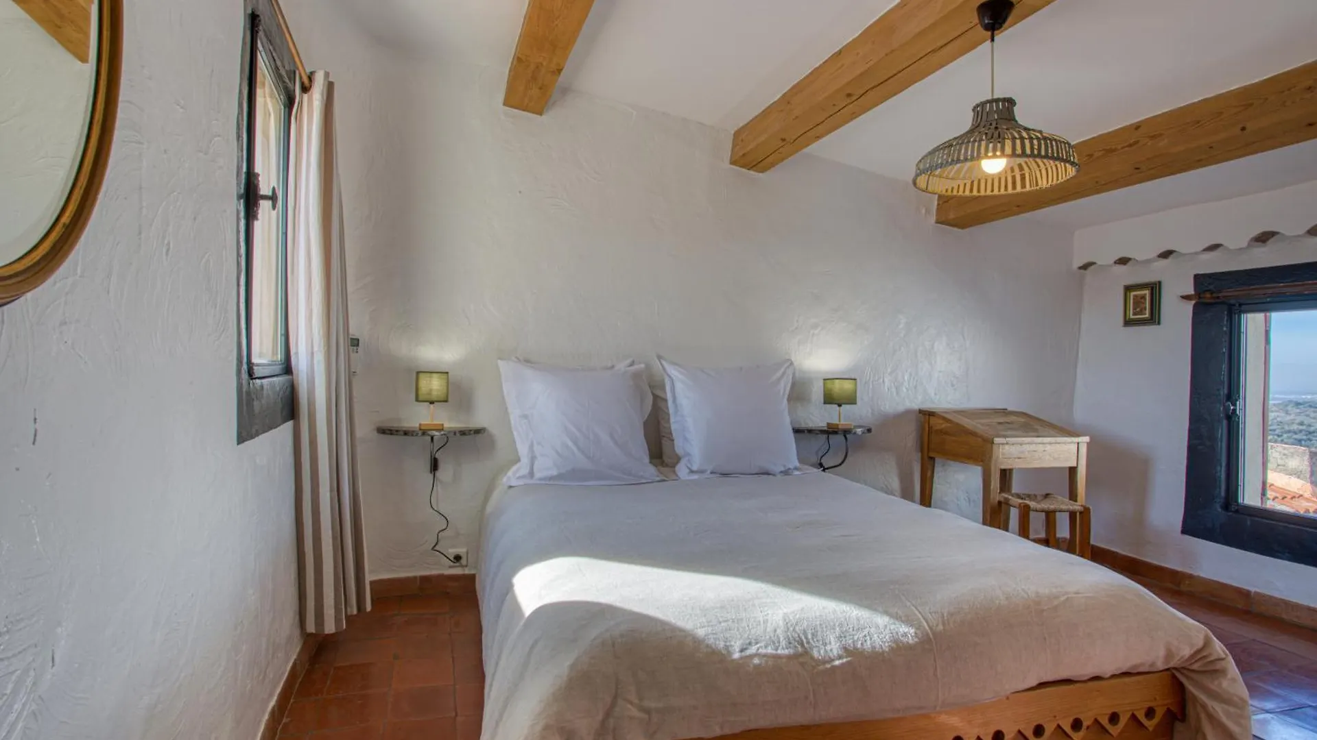 Hotel Restaurant Les Remparts Venasque